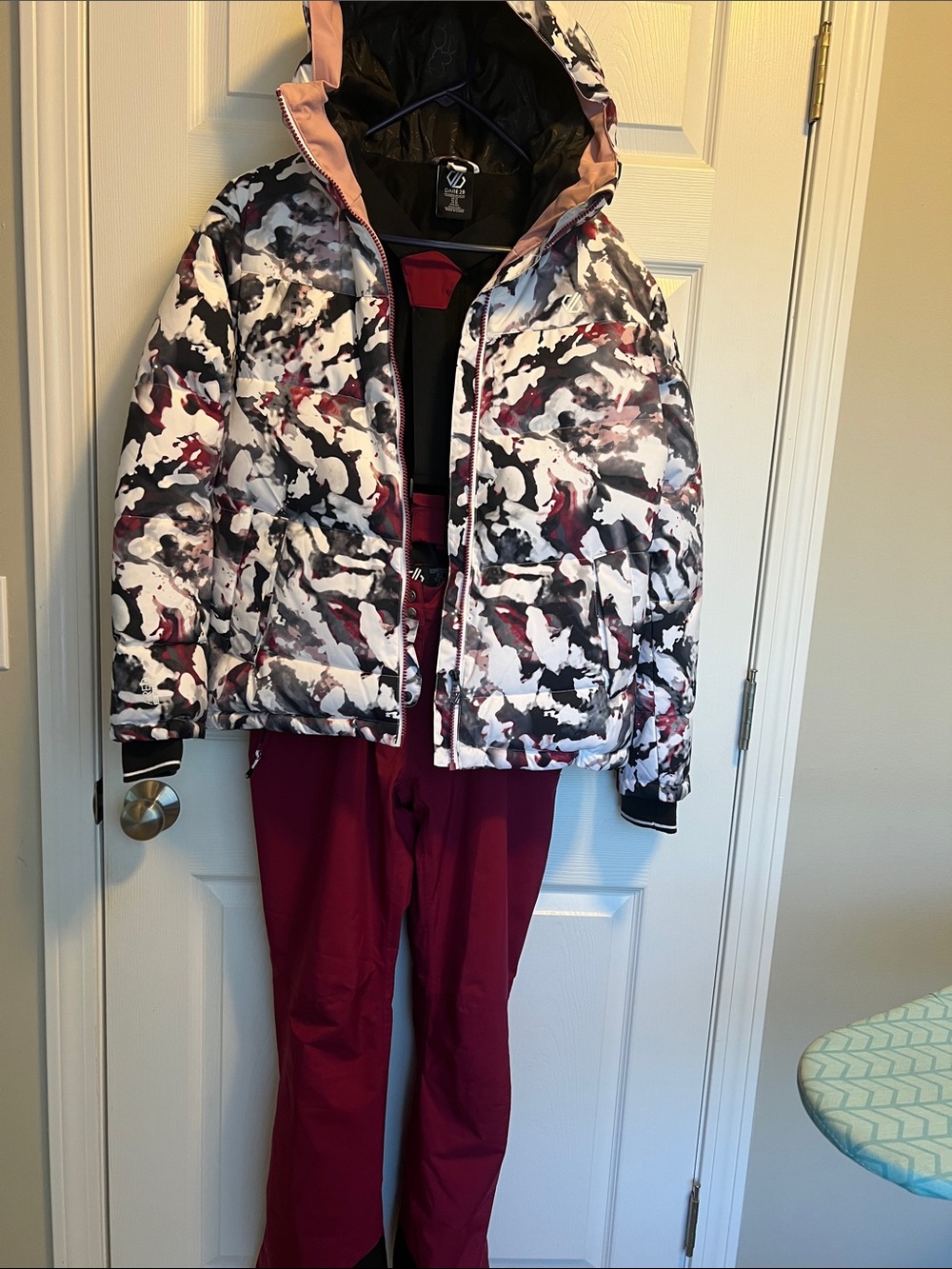 Dare2B Ski Jacket with matching ski pants